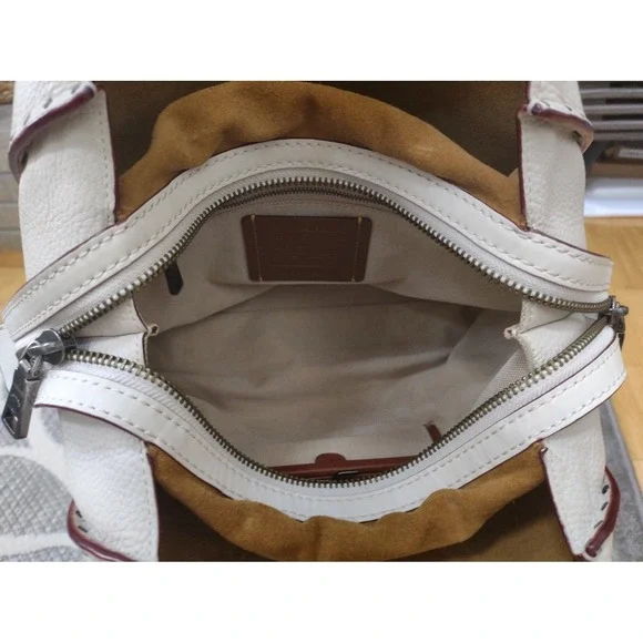 Coach 1941 Rogue Rivets - Fair Condition no straps - Picture 3 of 12